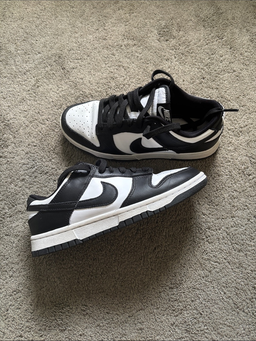 Nike Panda Dunks